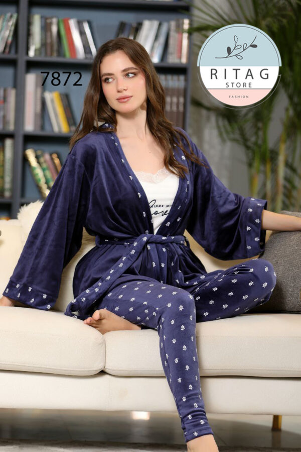 Winter Women Pajama Smile - Image 4