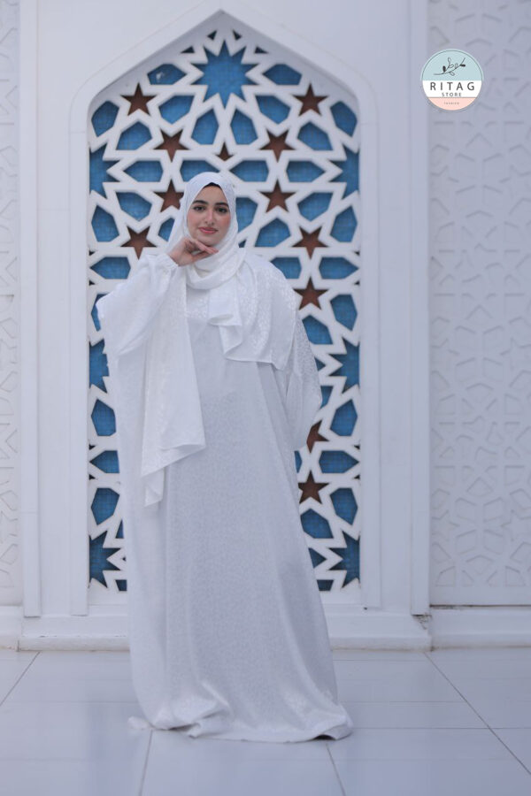Satin Jakar Isdal