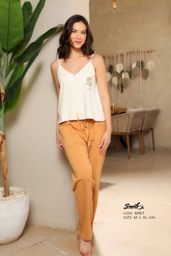 Summer Pajamas Smile - Image 4