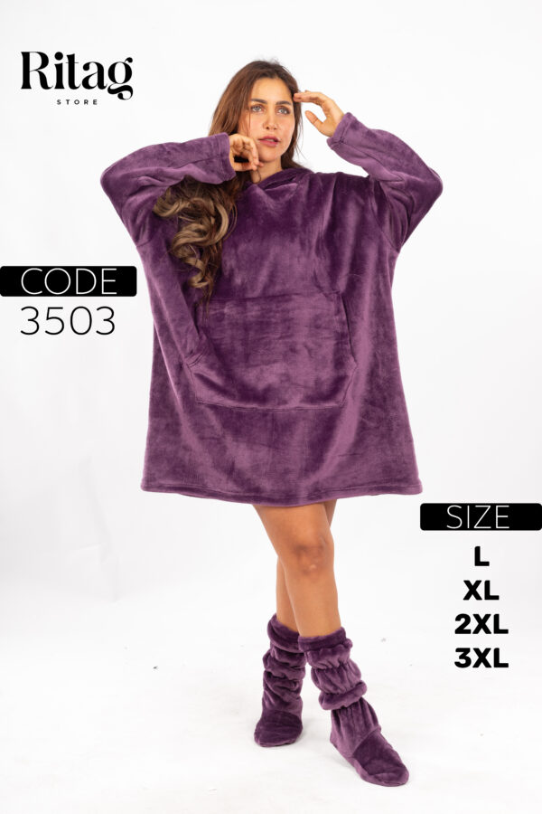Over-sized Wearable Blanket - Image 5